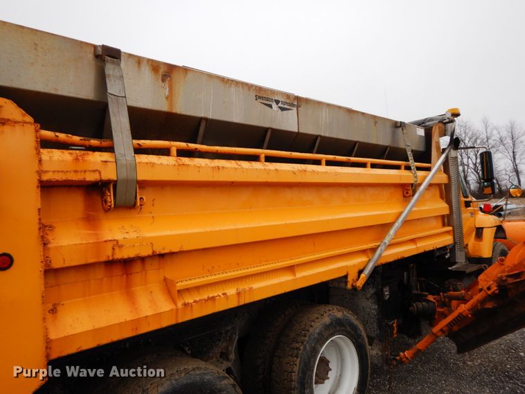 image for item DF6379 2006 International 7500  dump truck