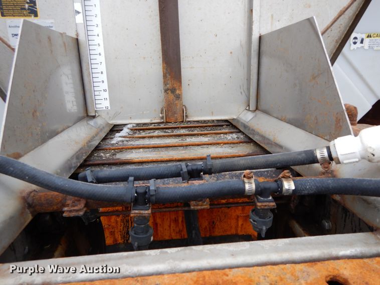 image for item DF6379 2006 International 7500  dump truck