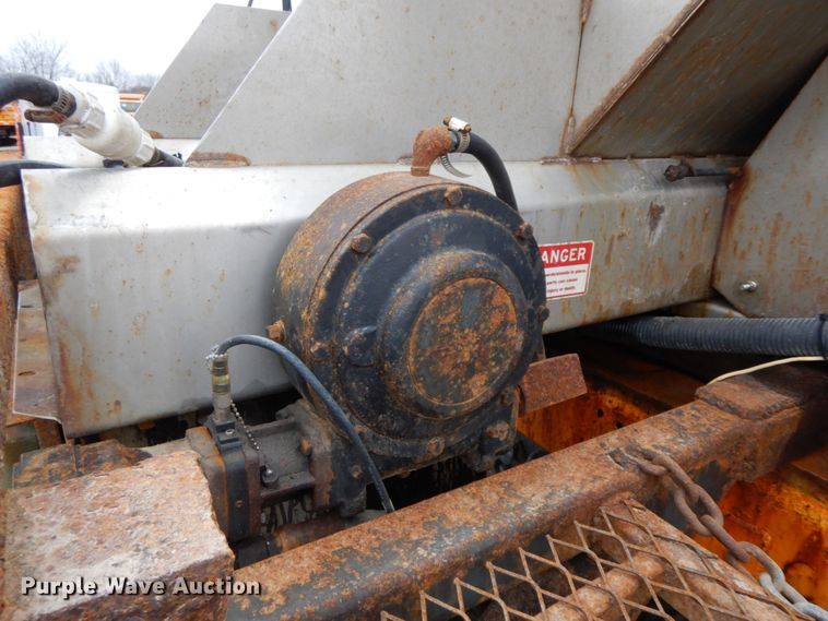 image for item DF6379 2006 International 7500  dump truck