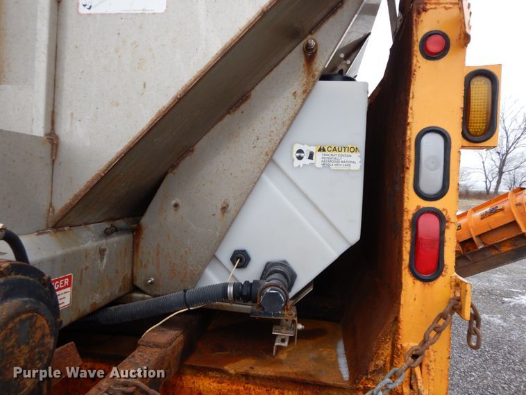 image for item DF6379 2006 International 7500  dump truck