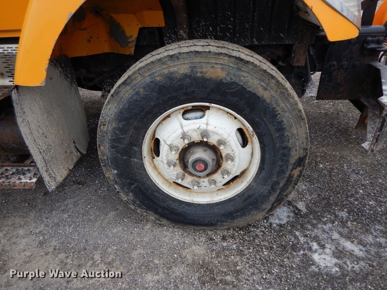 image for item DF6379 2006 International 7500  dump truck