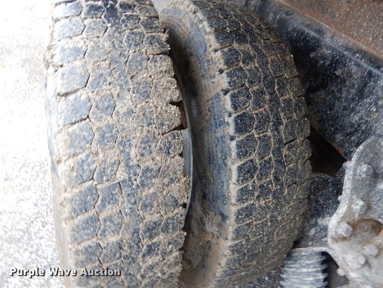 image for item DF6379 2006 International 7500  dump truck