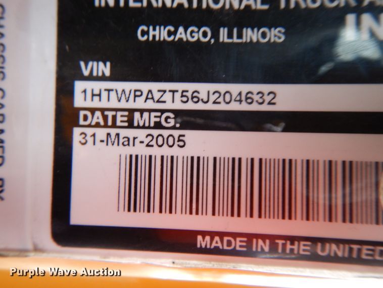 image for item DF6379 2006 International 7500  dump truck