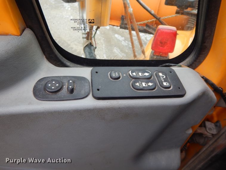 image for item DF6380 2006 International 7400  dump truck