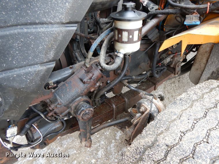 image for item DF6380 2006 International 7400  dump truck