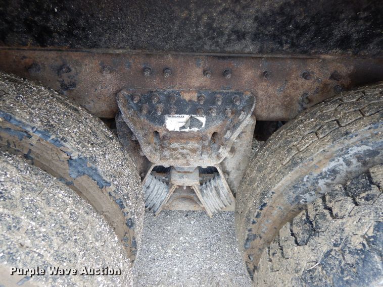 image for item DF6380 2006 International 7400  dump truck