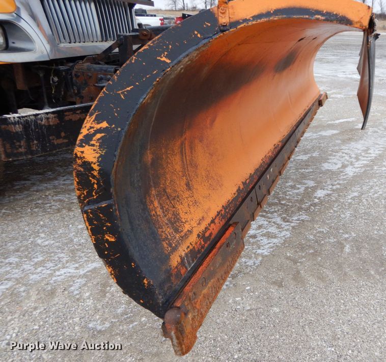 image for item DF6380 2006 International 7400  dump truck