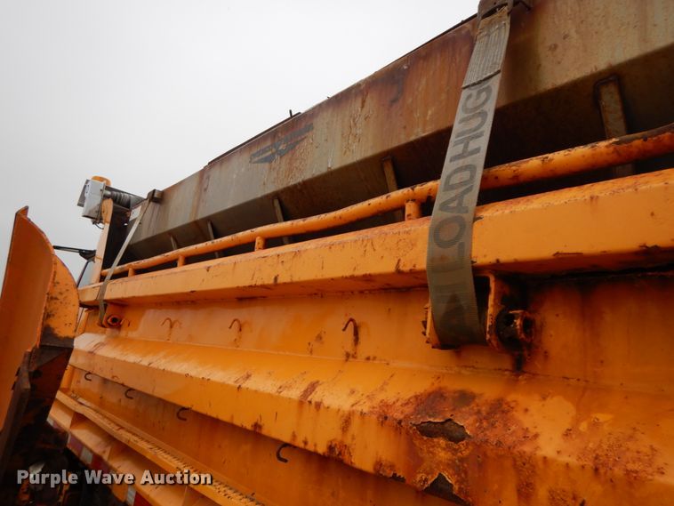 image for item DF6380 2006 International 7400  dump truck