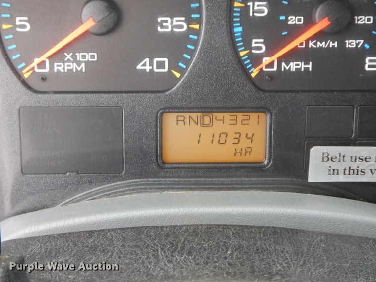 image for item DF6382 2006 International 7400  dump truck