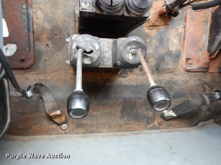 image for item DF6382 2006 International 7400  dump truck