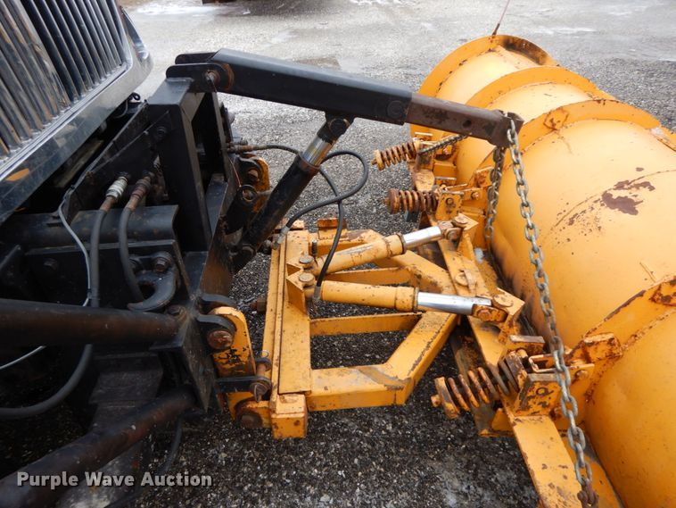 image for item DF6382 2006 International 7400  dump truck