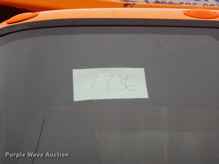 image for item DF6382 2006 International 7400  dump truck