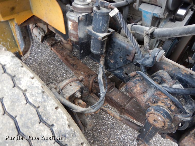 image for item DF6383 2002 International 4900  dump truck