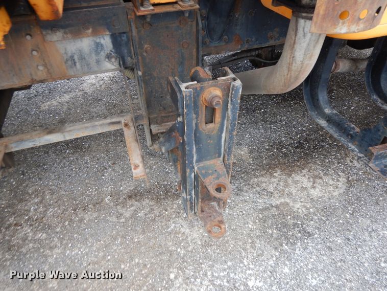 image for item DF6383 2002 International 4900  dump truck