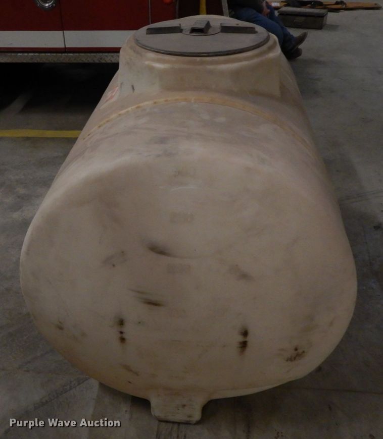 image for item DF6405 (2) Poly tanks