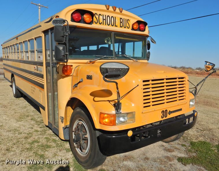 image for item DG1589 1995 International 3800  school bus