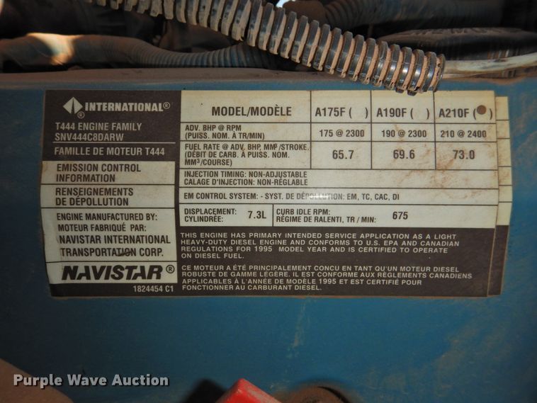 image for item DG1589 1995 International 3800  school bus