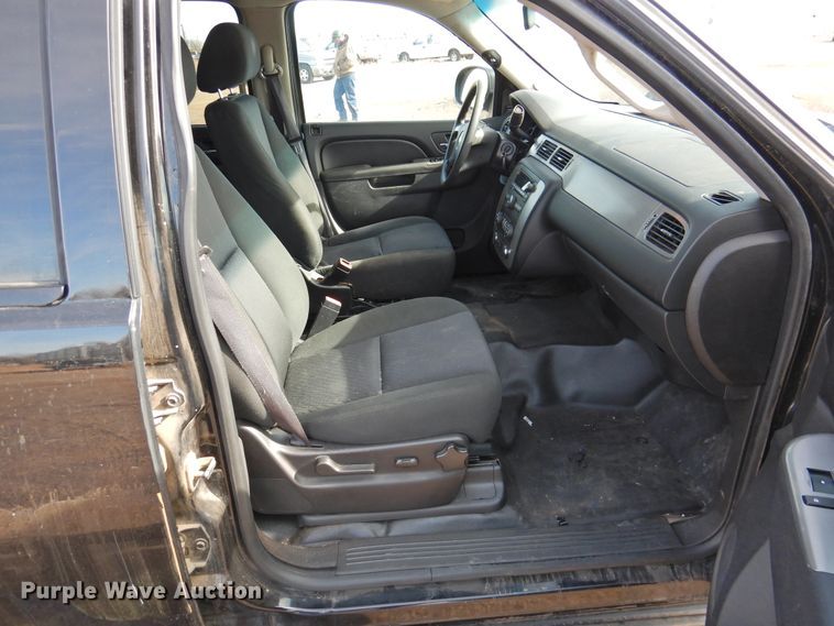 image for item DG1652 2012 Chevrolet Tahoe  SUV