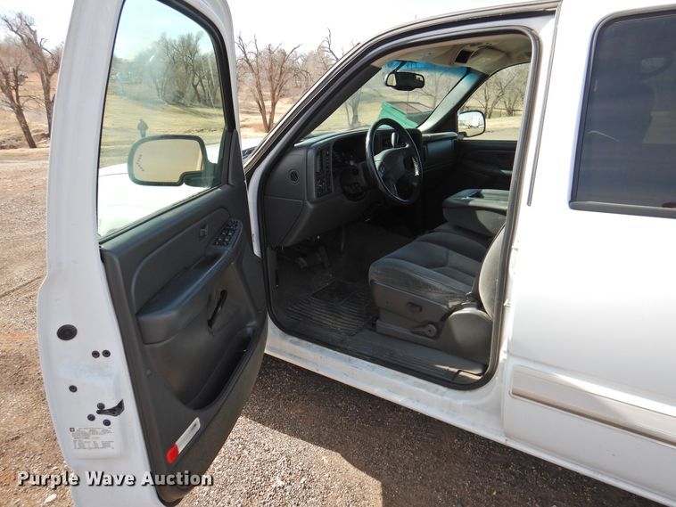 image for item DG1653 2005 Chevrolet 1500  Crew Cab pickup truck