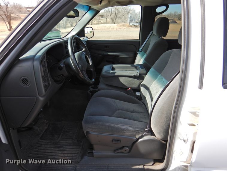 image for item DG1653 2005 Chevrolet 1500  Crew Cab pickup truck