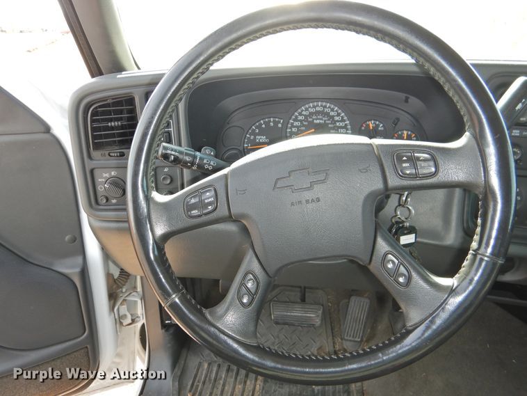 image for item DG1653 2005 Chevrolet 1500  Crew Cab pickup truck