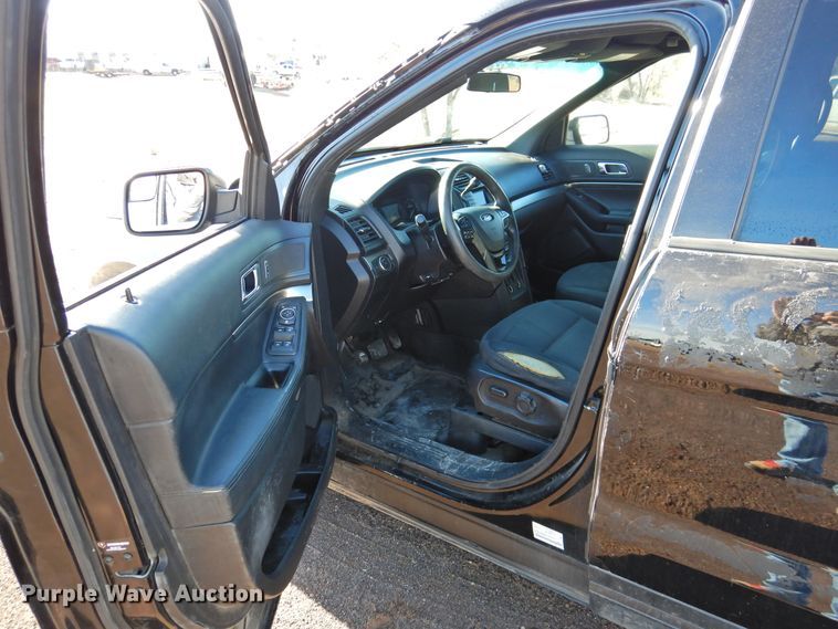 image for item DG1656 2016 Ford Explorer Police  SUV