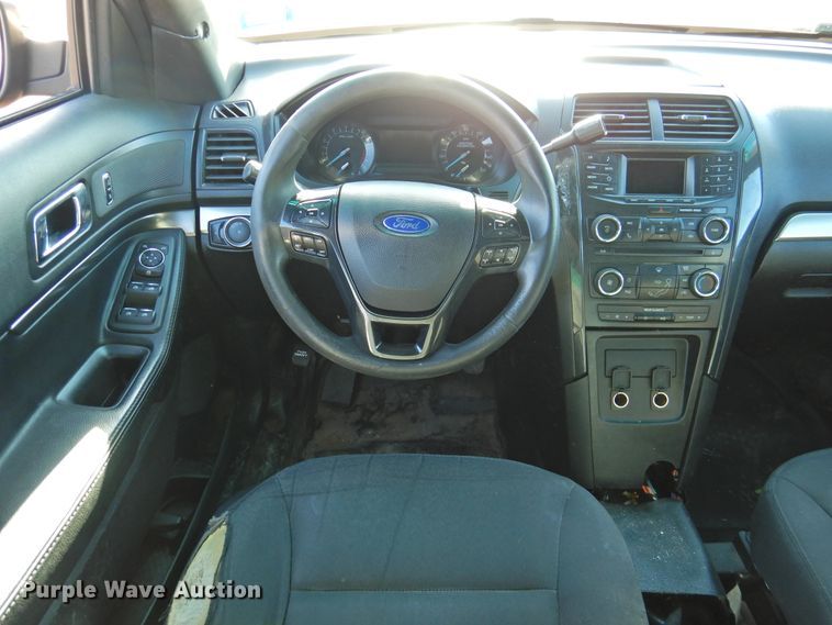 image for item DG1656 2016 Ford Explorer Police  SUV