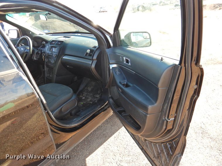 image for item DG1656 2016 Ford Explorer Police  SUV