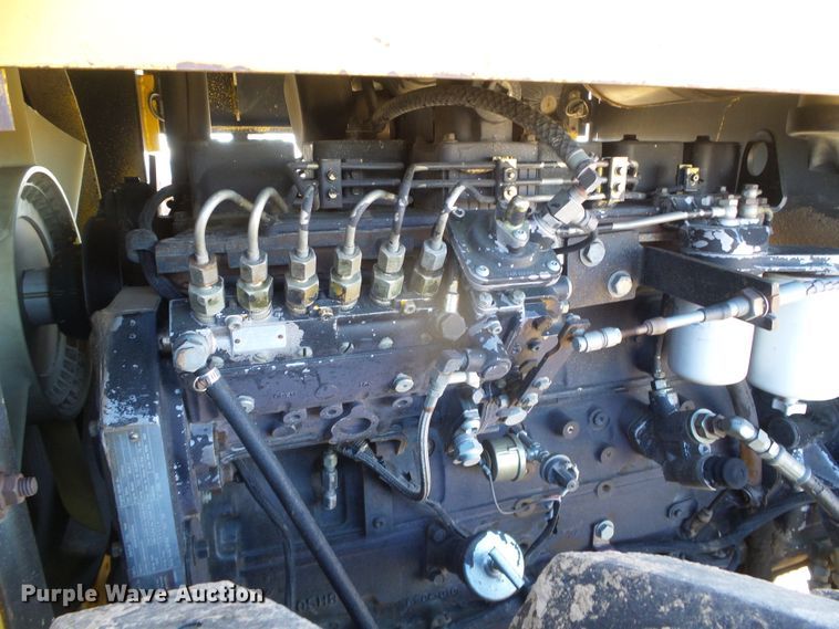 image for item DG8466 1999 Hypac C852B  vibratory single drum roller