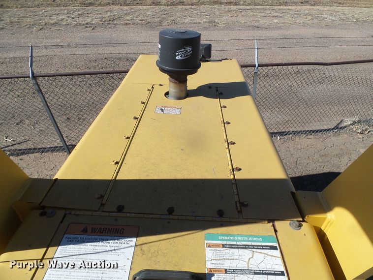 image for item DG8466 1999 Hypac C852B  vibratory single drum roller