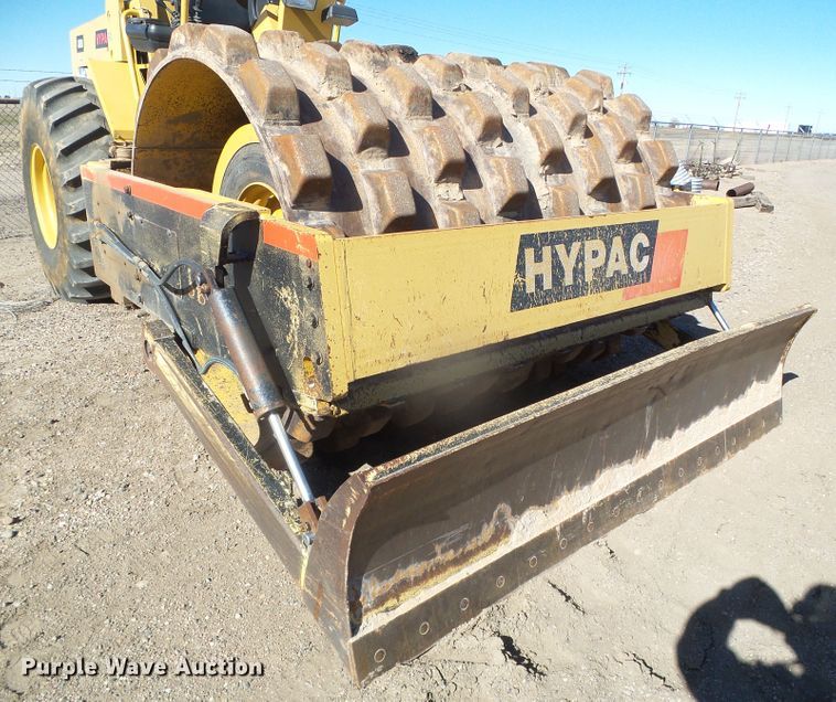 image for item DG8466 1999 Hypac C852B  vibratory single drum roller