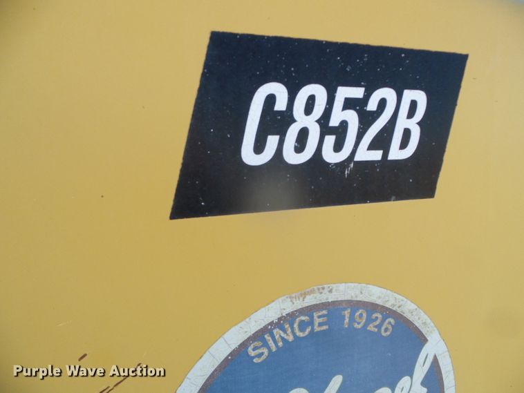 image for item DG8466 1999 Hypac C852B  vibratory single drum roller