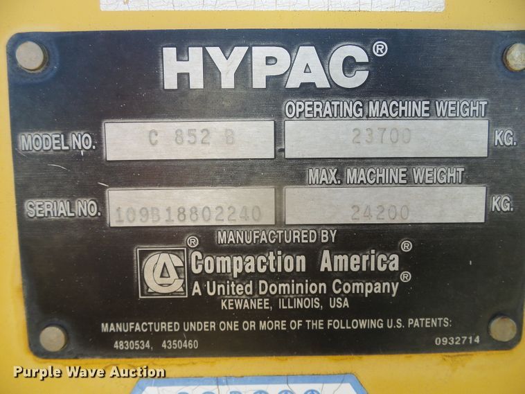 image for item DG8466 1999 Hypac C852B  vibratory single drum roller