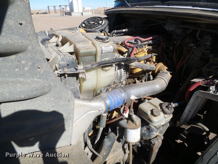 image for item DG8468 2009 Freightliner Business Class M2  semi truck