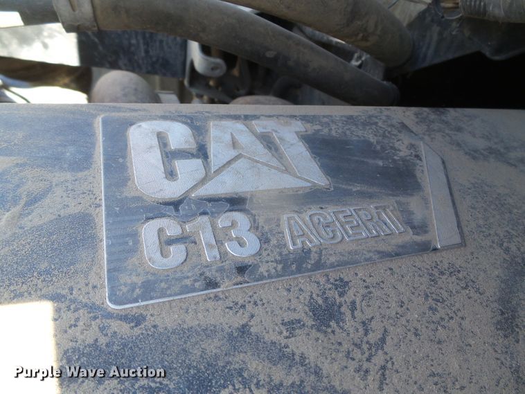 image for item DG8468 2009 Freightliner Business Class M2  semi truck