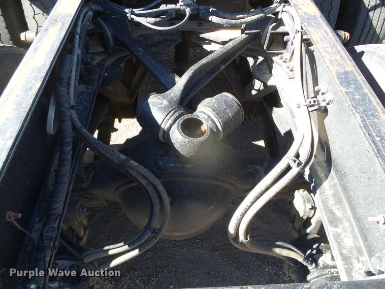 image for item DG8468 2009 Freightliner Business Class M2  semi truck