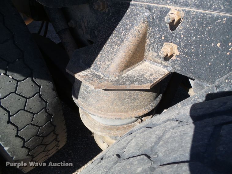 image for item DG8468 2009 Freightliner Business Class M2  semi truck