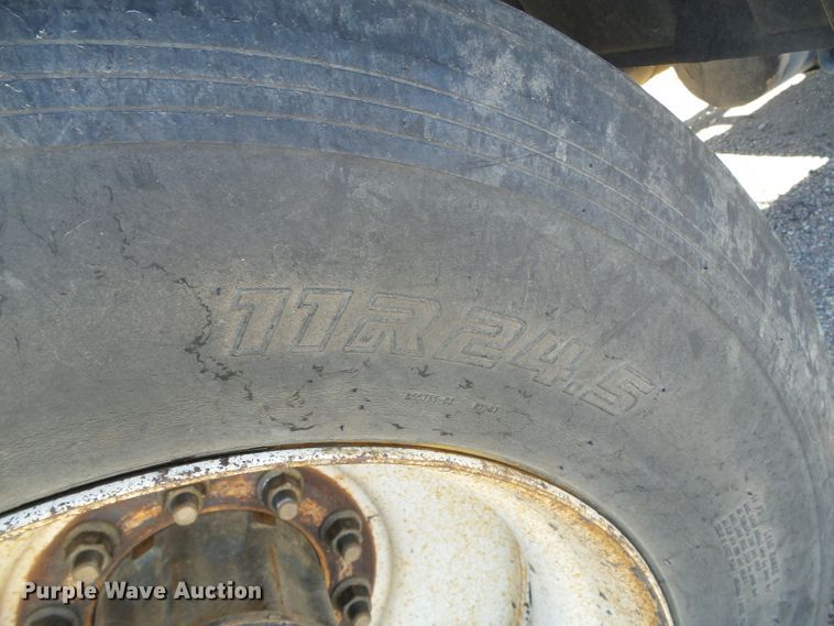 image for item DG8468 2009 Freightliner Business Class M2  semi truck