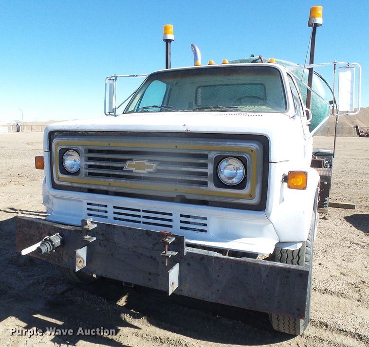 image for item DG8469 1979 Chevrolet C70  water truck