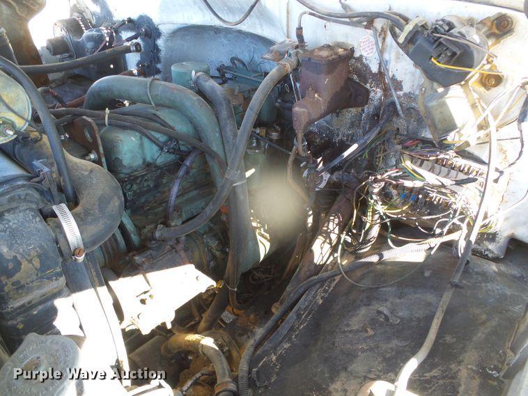 image for item DG8469 1979 Chevrolet C70  water truck