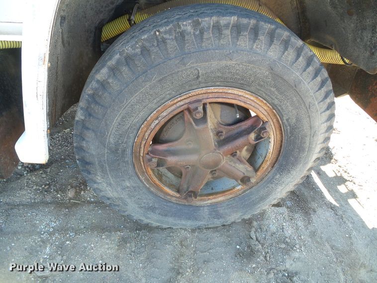 image for item DG8469 1979 Chevrolet C70  water truck