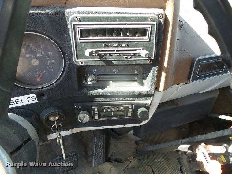 image for item DG8469 1979 Chevrolet C70  water truck