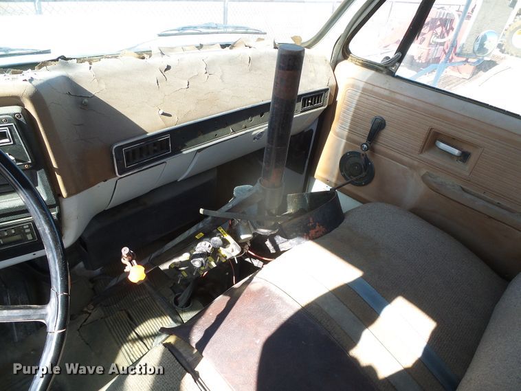 image for item DG8469 1979 Chevrolet C70  water truck