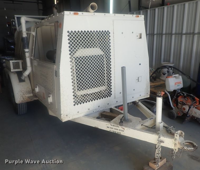 image for item DI4716 2001 Sewer Equipment Company of America 747-FR2000  sewer jetter trailer