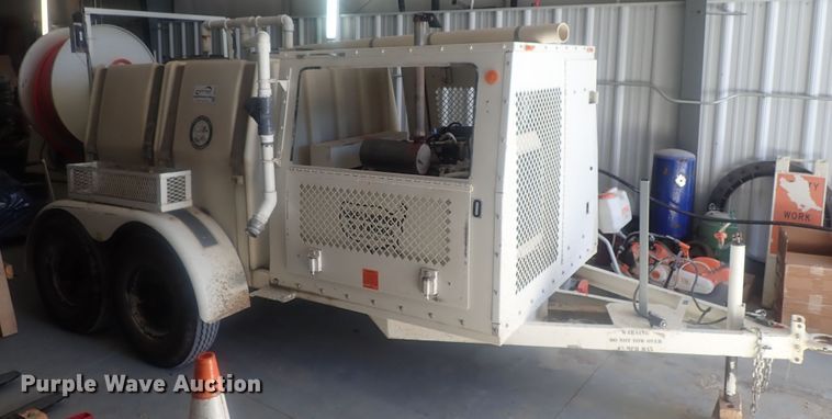image for item DI4716 2001 Sewer Equipment Company of America 747-FR2000  sewer jetter trailer