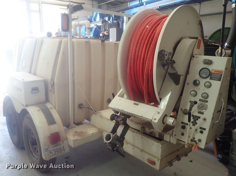 image for item DI4716 2001 Sewer Equipment Company of America 747-FR2000  sewer jetter trailer