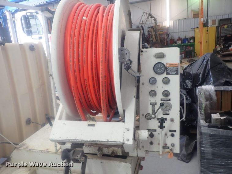 image for item DI4716 2001 Sewer Equipment Company of America 747-FR2000  sewer jetter trailer