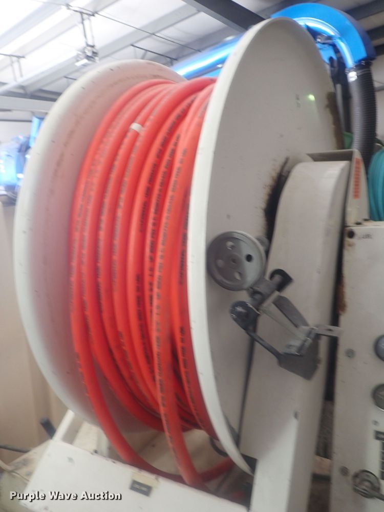 image for item DI4716 2001 Sewer Equipment Company of America 747-FR2000  sewer jetter trailer