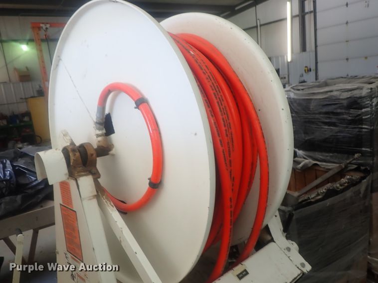 image for item DI4716 2001 Sewer Equipment Company of America 747-FR2000  sewer jetter trailer