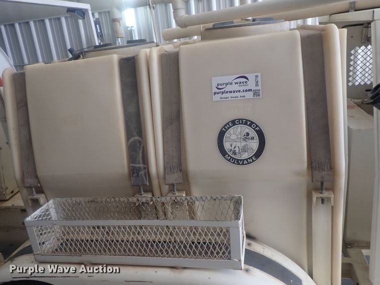 image for item DI4716 2001 Sewer Equipment Company of America 747-FR2000  sewer jetter trailer